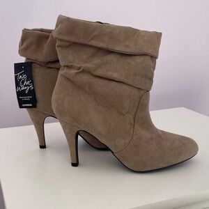 NWT Express Taupe Suede Heeled Boots